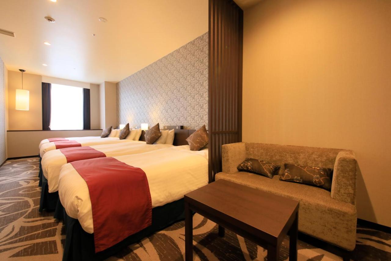 Quintessa Hotel Osaka Bay Екстериор снимка